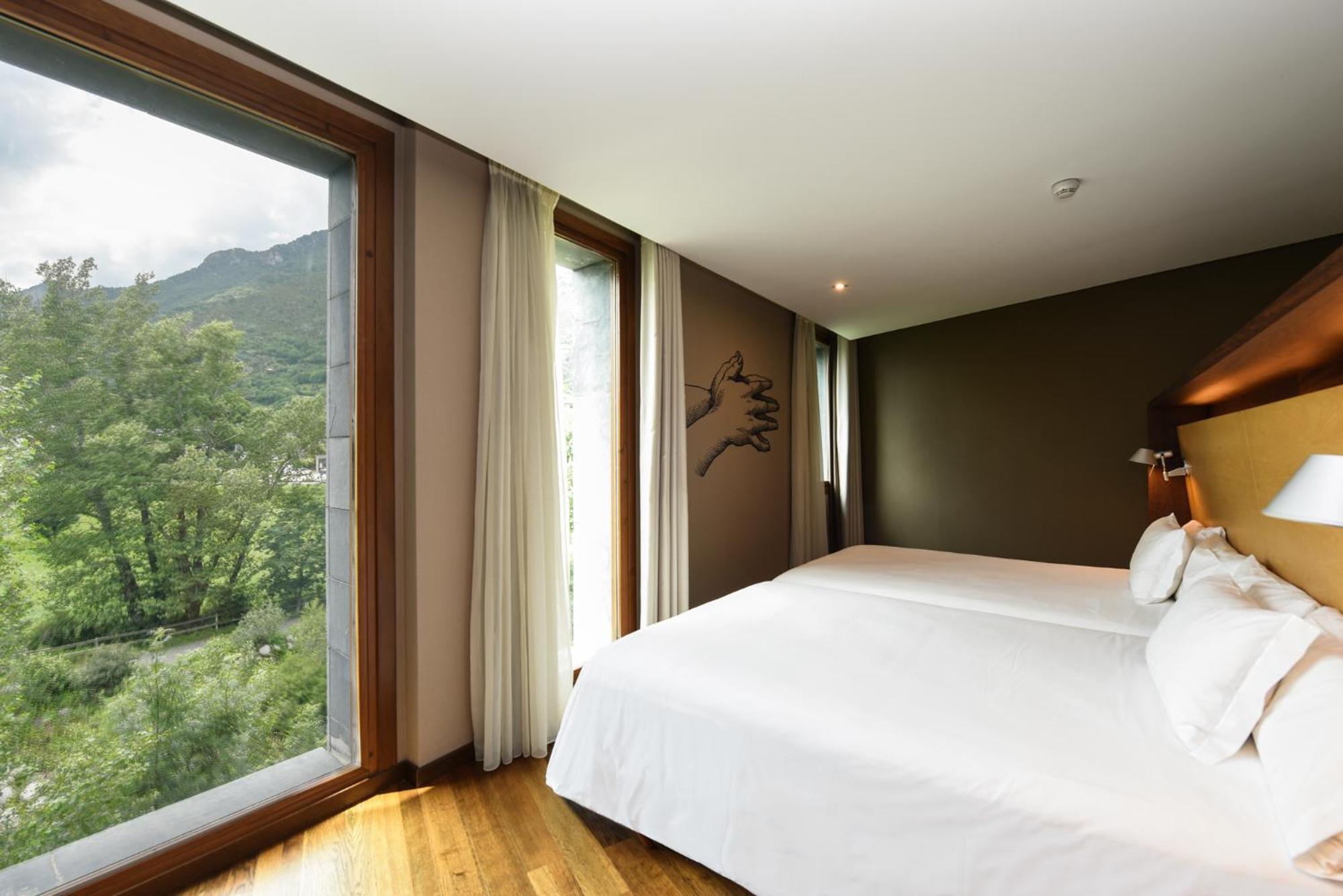 Sommos Hotel Aneto Benasque Pokoj fotografie